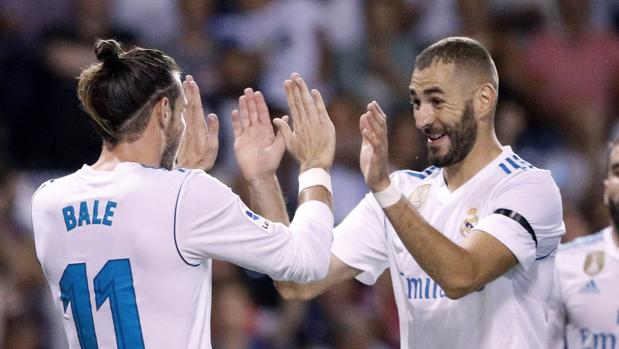 El público pone a Bale y Benzema en el disparadero