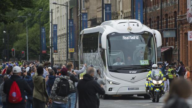 La Policía aconseja al Madrid que vaya a Gerona sin su autobús oficial