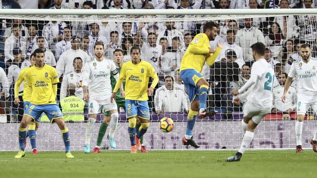 Asensio quita las telarañas