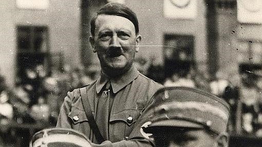 El test que incendia la Red: ¿Puedes diferenciar las citas de Hitler de las de Donald Trump?