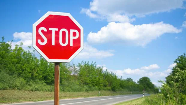 El verdadero motivo por el que la señal STOP es octogonal