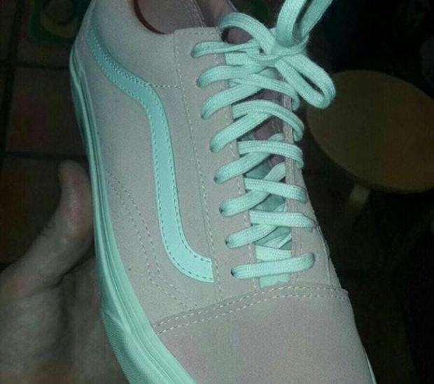 El reto visual que se ha vuelto a hacer viral: «¿De qué color es esta zapatilla?»