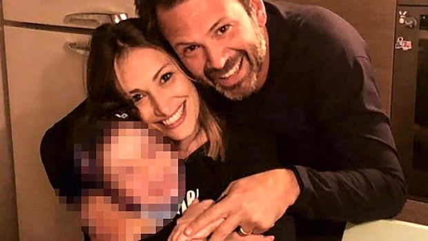 Tragedia en Italia: una pareja cae al vacío delante de su hija de cinco años por un resbalón durante un paseo