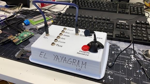 'Yayagram', el invento de un ingeniero de Burgos para comunicarse con su abuela de 96 años