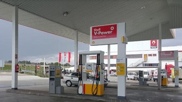 Le despidieron por cometer un error y recaudó 19.000 euros para pagar pérdidas, pero la empresa no acepta su dinero