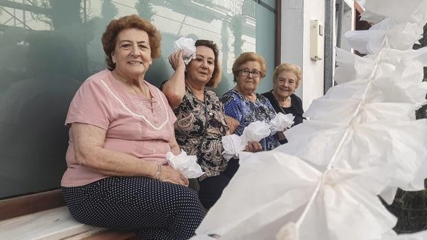 Almonte ya es cielo de seda para que vuele la Blanca Paloma