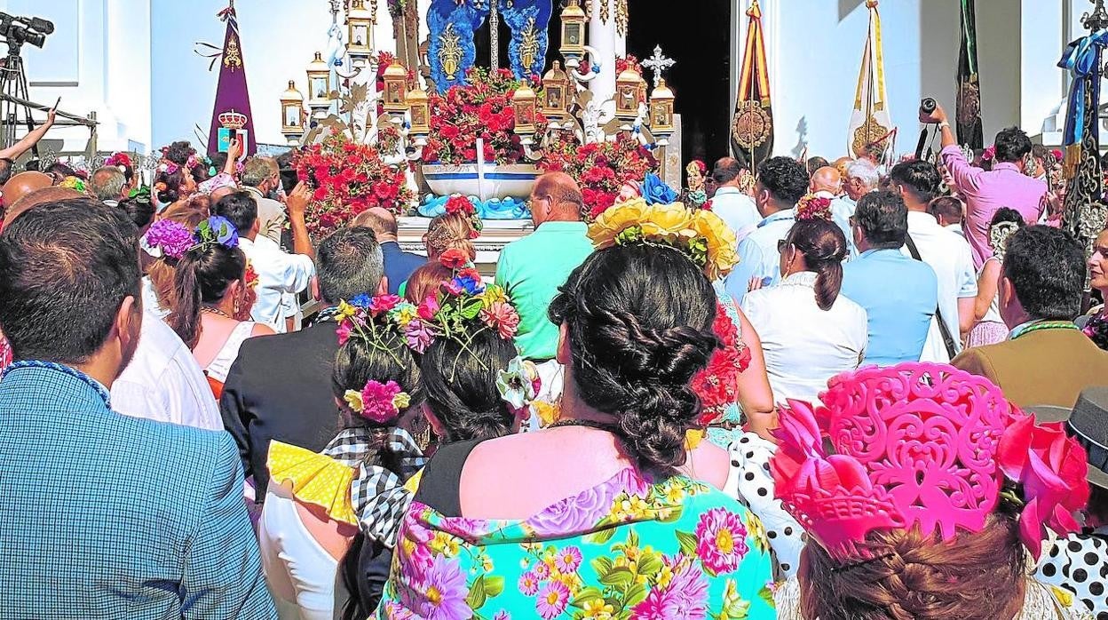 La Hermandad de Garrucha ayer 3 de junio en el Rocío