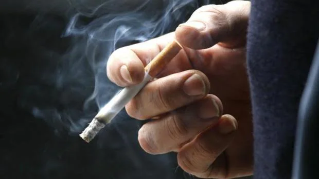 Aviso a los fumadores: las máquinas de tabaco, en servicios