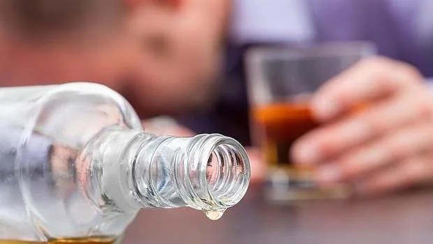 El consumo excesivo de alcohol es muy perjudicial para el hígado