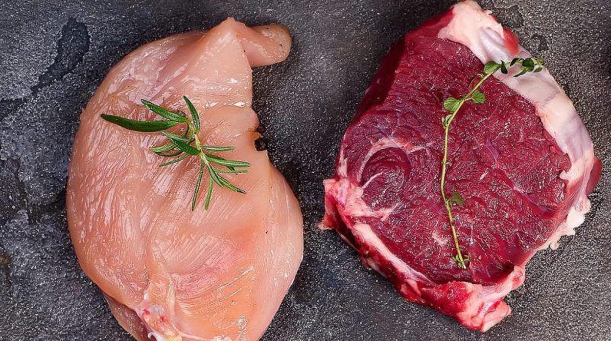 Por cada 100 gramos de carne, la blanca tiene menos grasa saturada que la roja