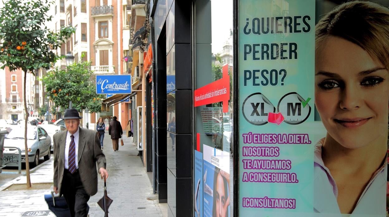 Sólo el 16,5%de los jóvenes realiza deporte a diario y el 24,9% no lo practica nunca, porcentaje que aumenta hasta el 35,2% entre aquellos con sobrepeso/obesidad