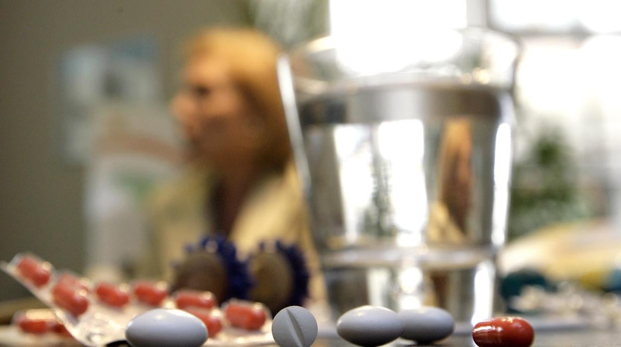 La migraña afecta a personas de todo tipo de edades y géneros, aunque en su mayoría, son mujeres (80% de los casos, aproximadamente), de mediana edad (20 – 50 años)