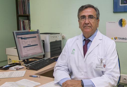 Dr. Antonio Pajuelo Gallego. Profesor asociado en la Universidad de Sevilla. Presidente del capítulo Español de la International Neuromodulation Society (2015 – 2019). Responsable de la Unidad del Dolor del Hospital Fátima de Sevilla