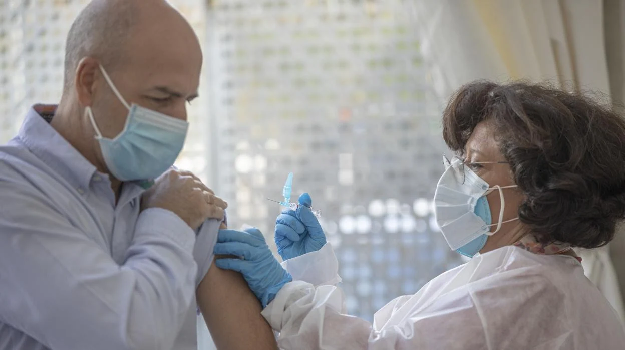 Campaña de vacunación contra la gripe en Sevilla