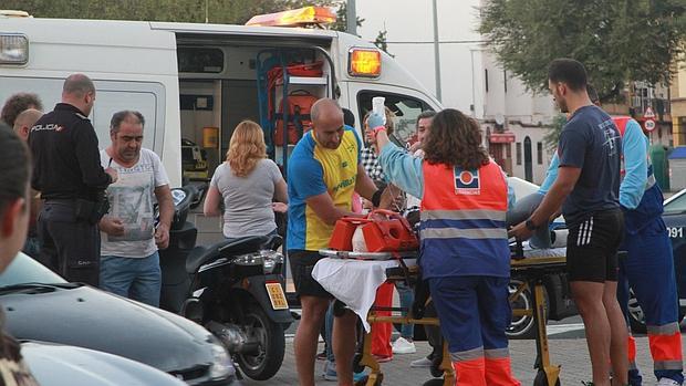 Accidente de moto este martes en la glorieta Primero de Mayo