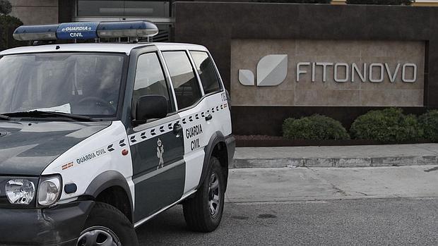 La Guardia Civil en la sede de Fitonovo