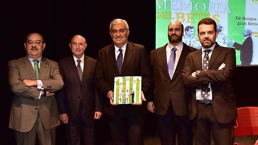 Presentiación del libro «Memoria del Betis»