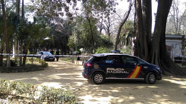 La Policía Nacional en el parque de María Luisa