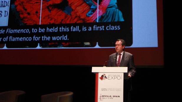 Juan Espadas, en la apertura del congreso de ASTA en Fibes