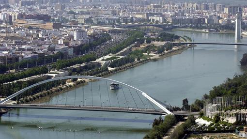 Sevilla desde el puente del Alamillo