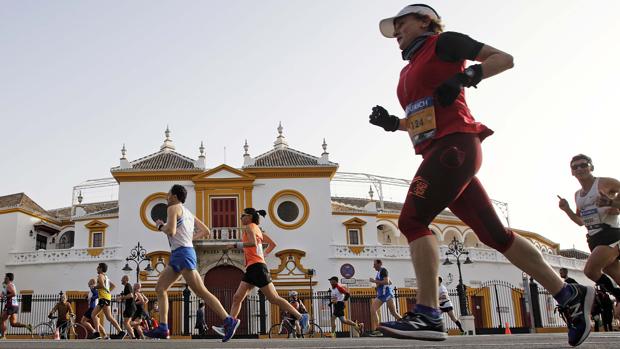 Corredores en la últma maratón de Sevilla