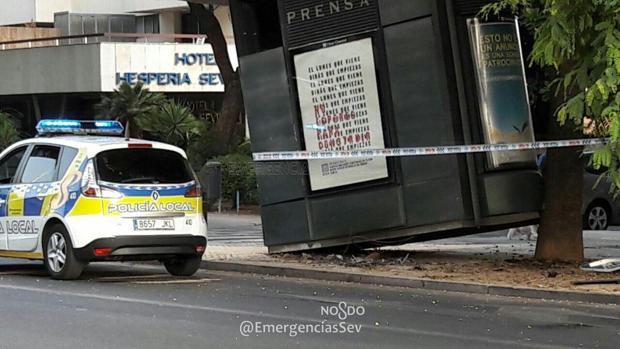 Así ha quedado el quiosco tras el accidente