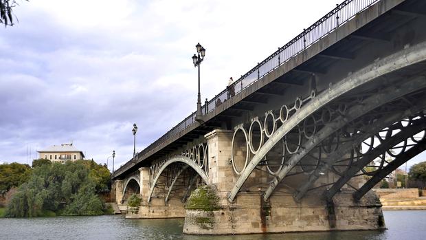 Puente Triana