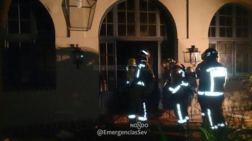 Incendio en una vivienda del centro de Sevilla en la que se celebraba una fiesta