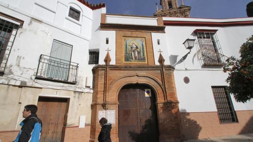 Otra de las entradas al monasterio