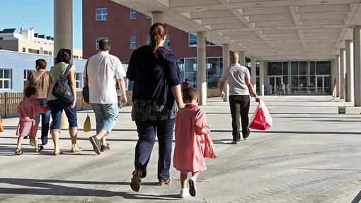 ¿Sabes qué tienes que hacer si tu hijo sufre «ciberacoso»?