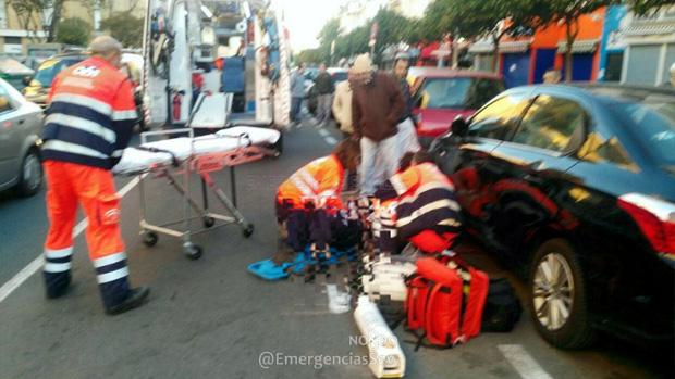 Atropellado por un autobús de Tussam un hombre de avanzada edad en la avenida de la Barzola