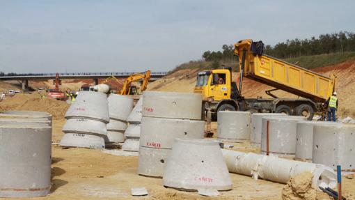 El tramo de la SE-40 entre Almensilla y Espartinas abrirá esta primavera