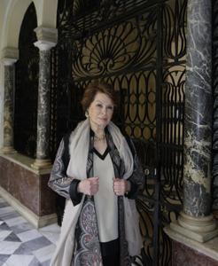 Marta Pastega, en el palacio del conde de Casa Galindo