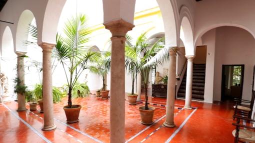 ¿Dónde están y cuánto cuestan las casas-palacio a la venta en Sevilla?