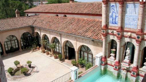 ¿Dónde están y cuánto cuestan las casas-palacio a la venta en Sevilla?