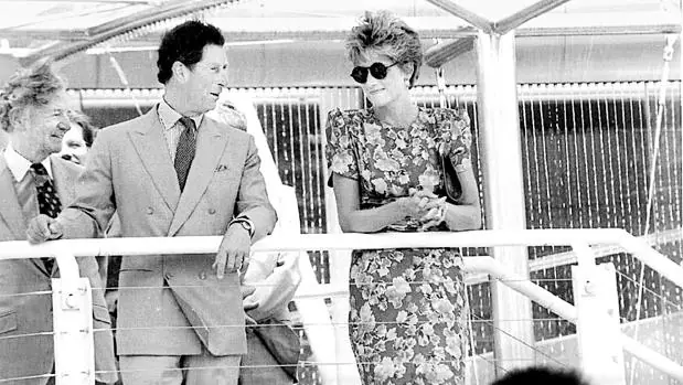 Una imagen de la visita de Diana de Gales y Carlos deInglaterra a la Expo 92