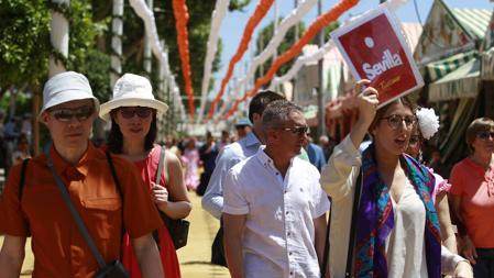 Turistas en la Feria de Abril