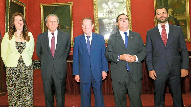 Irene Suárez, Javier Benjumea, Emilio de Llera, Vicente Guzmán y José Miguel Martín