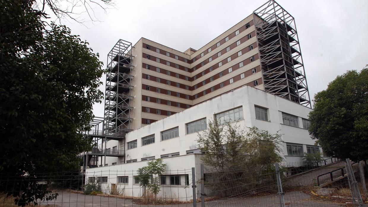 El Hospital Militar de Sevilla, emblema de los olvidos de la Junta con la capital andaluza