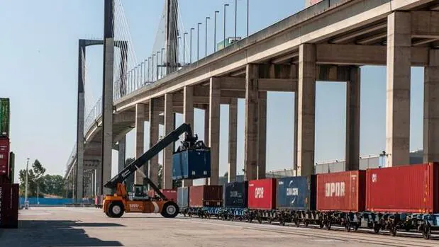 El Puerto de Sevilla logra un nuevo crédito de 14,4 millones de euros para el nuevo acceso de tren