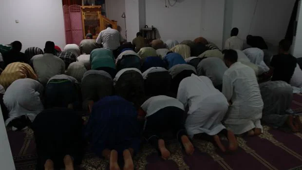 La comunidad musulmana reclama más regularización de mezquitas e imanes