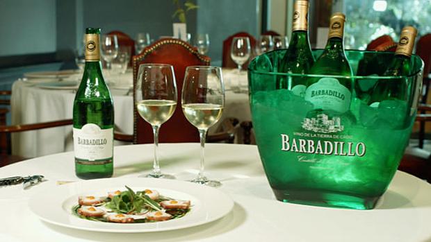 Pescados, mariscos y vino blanco, amores de verano