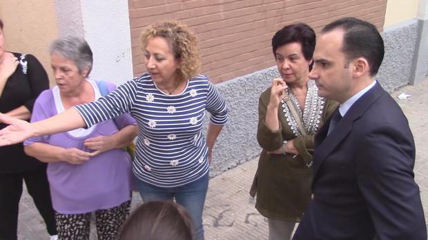 El PP denuncia la falta de «atención, cercanía y acción» en las plazas de Triana