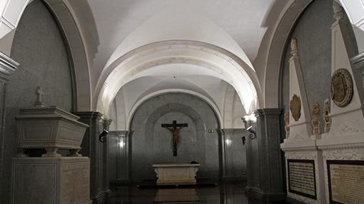 Interior del Panteón de los Sevillanos Ilustres