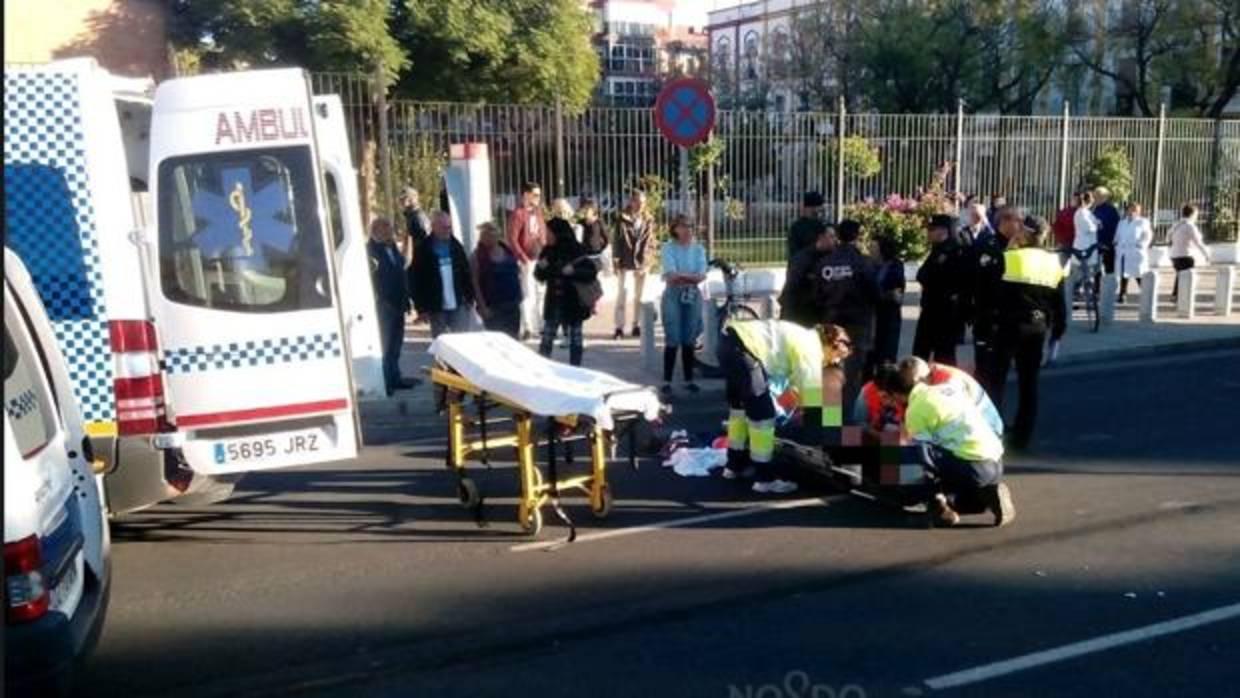 El peatón ha sido atropellado en la calle San Juan de Ribera