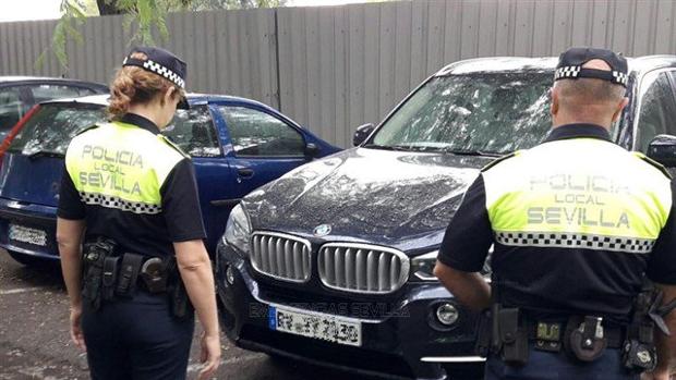 Detenido en Sevilla un hombre por conducir un todoterreno de alta gama robado en Italia