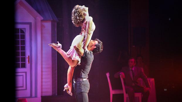 Llega a Sevilla «Dirty Dancing» en versión teatral