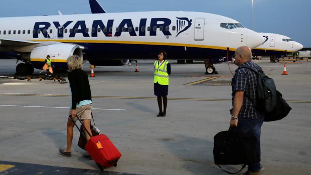 Ryanair se apunta al Black Friday con rebajas para volar desde Sevilla