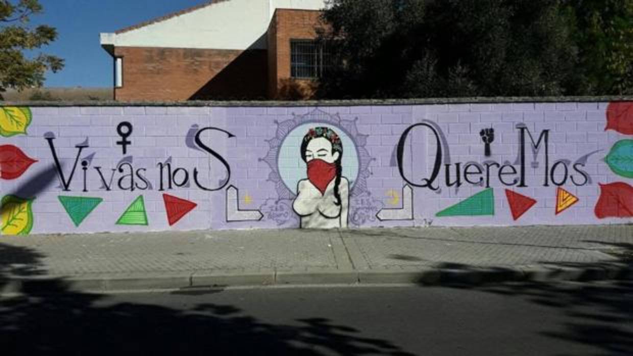 Uno de los murales que se han pintado en la residencia