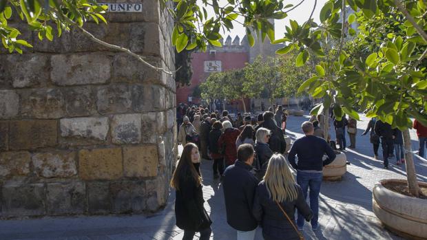 El centro de Sevilla, a rebosar en el Puente de Diciembre